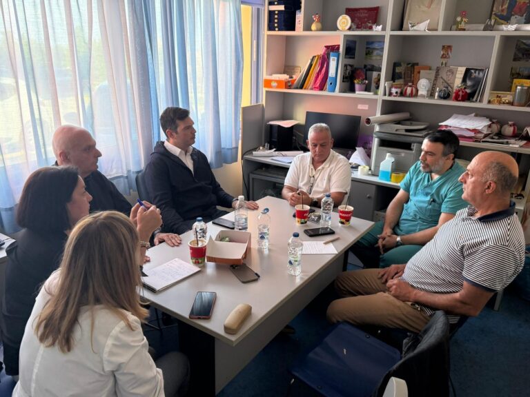 Το Νοσοκομείο Χανίων επισκέφθηκε ο Αλέξανδρος Μαρκογιαννάκης