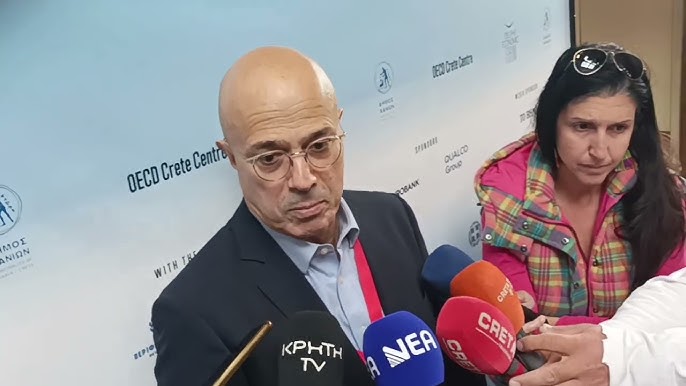 Ο Άρης Αλεξόπουλος του ΟΟΣΑ από τα Χανιά προειδοποιεί: «Οι 50+ πρέπει να είναι υγιείς, να έχουν όρεξη για δουλειά, να επανακαταρτίζονται – Να ξεχάσουμε τη σύνταξη στα 67»  – Μείωση 30% στον πληθυσμό εργασίας μέχρι το 2050