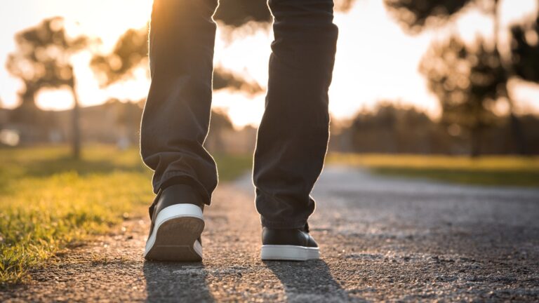 Όταν η τεχνολογία… προδίδει: Εταιρία απέλυσε υπάλληλο επειδή έκανε 16.000 βήματα την ημέρα, ενώ ήταν σε άδεια ασθενείας