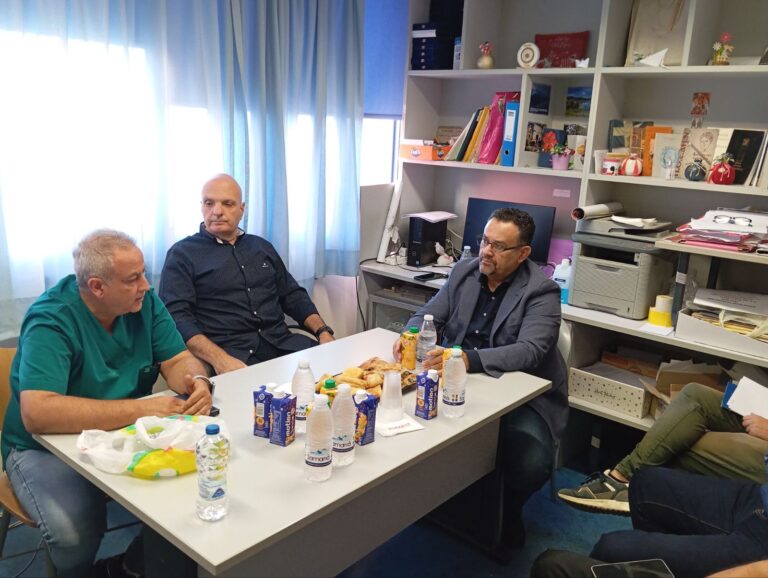 Κατάρρευση στο ΕΣΥ Χανίων: Σοκαριστική εικόνα εγκατάλειψης στις υγειονομικές δομές – Η περιοδεία του βουλευτή του ΚΚΕ Μανώλη Συντιχάκη