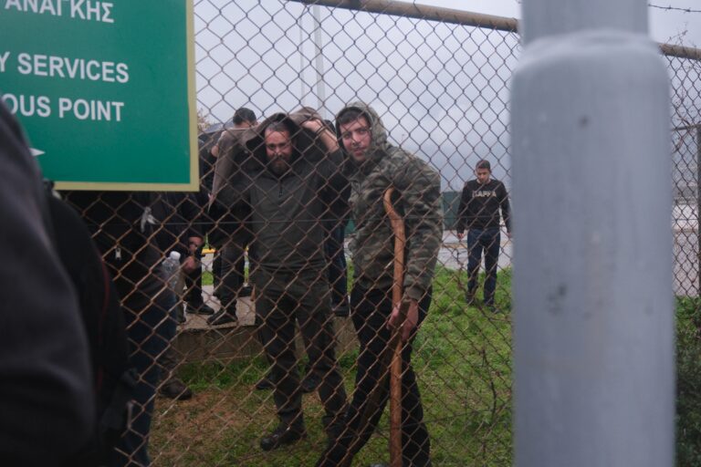 Χανιά: Εύθραυστη ηρεμία στο αεροδρόμιο και αγωνία για την επόμενη μέρα – Στο «τραπέζι» η κλιμάκωση και ο αυτοκριτικός έλεγχος