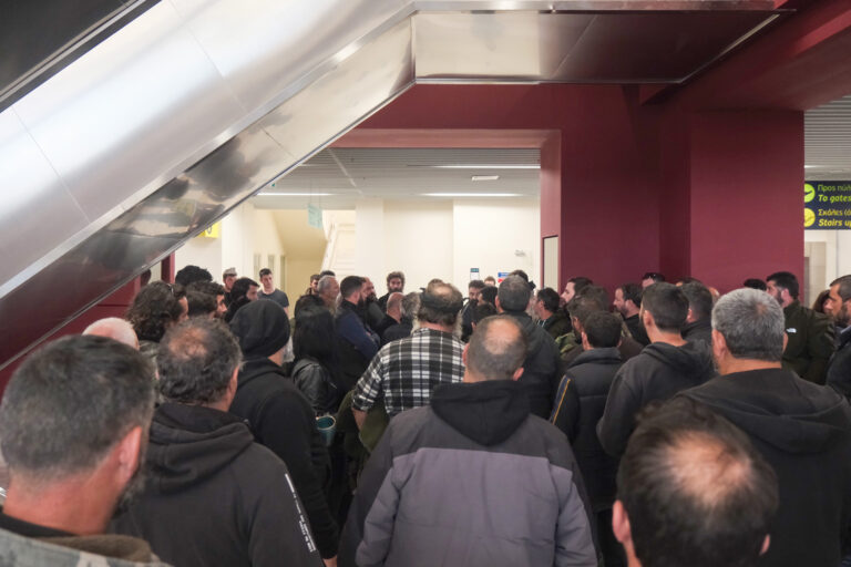 Χανιά: Οι κτηνοτρόφοι ανασυντάσσονται εν αναμονή διαλόγου – Ο πρόεδρος του Κτηνοτροφικού Συλλόγου εξηγεί γιατί ξέφυγε η ένταση