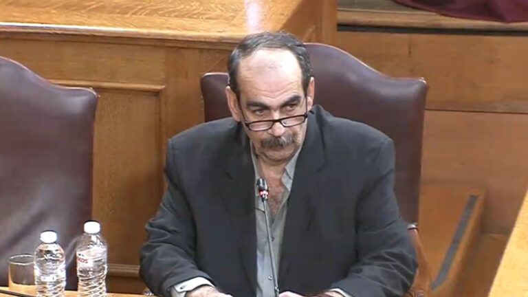 “Νόμος της Σιωπής” ή “Δικαίωμα στη Σιωπή”;… Οι 59 φορές που σιώπησε ο “Φραπές”