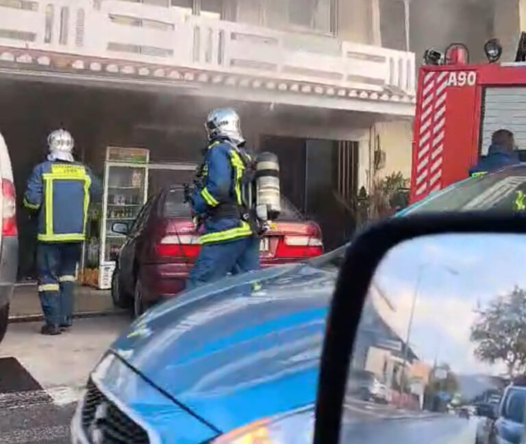 Συναγερμός στη Σούδα: Πυρκαγιά σε φούρνο κινητοποίησε την Πυροσβεστική