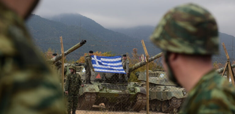Ποινή φυλάκισης σε Έλληνες φαντάρους επειδή συμμετείχαν σε πορεία ενάντια στον πόλεμο στο Ιράν