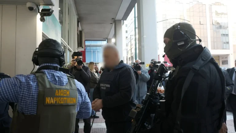 Και Kρητικός μέσα στο αλιευτικό σκάφος με τους τόνους κοκαΐνης των 100 εκατομμυρίων ευρώ