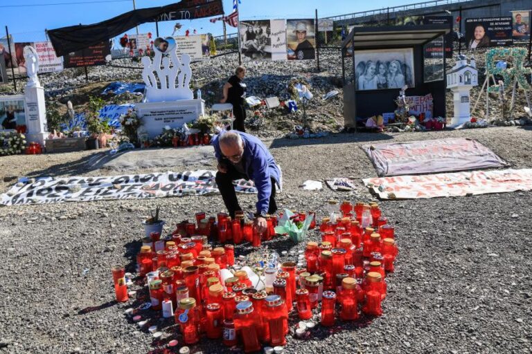 Το ΣΔΟΕ έβαλε στο στόχαστρο τα γραφεία του Συλλόγου Θυμάτων των Τεμπών!