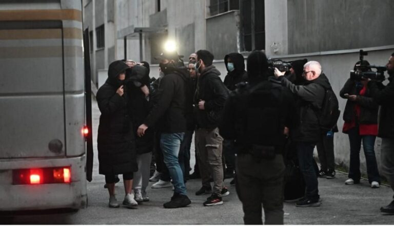 ΟΠΕΚΕΠΕ: Στο στόχαστρο της ΕΛΑΣ νέες ομάδες στην Κρήτη – Ελεύθεροι οι πρώτοι 7 κατηγορούμενοι