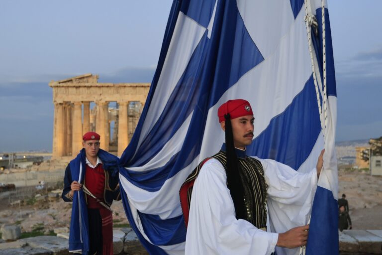 Άρθρο Μ. Ανδρεαδάκη: Αντίθετοι κόσμοι – Η διαχείριση της πολιτιστικής κληρονομιάς στην Ελλάδα 2015-2025