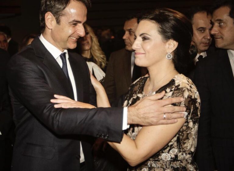 Η Ολγα Κεφαλογιαννη ζήλεψε τη δόξα και την πρακτική του δικτάτορα Παπαδόπουλου