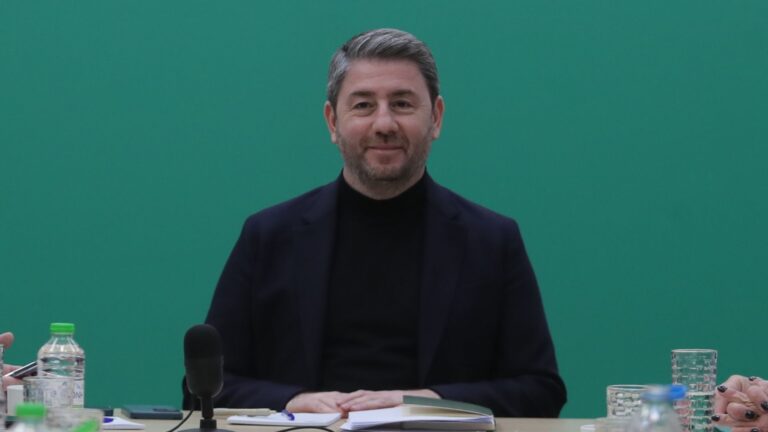 Επιτροπή διεύρυνσης ανακοινώνει το ΠΑΣΟΚ – Σκανδαλιδης επικεφαλής, κυριαρχούν πρώην Συριζαίοι