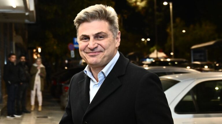 Φαραντούρης: «Δεν έχω καταλάβει γιατί με διέγραψαν από τον ΣΥΡΙΖΑ – Δεν θα είμαι υποψήφιος στις εθνικές εκλογές» – Τι είπε για αμβλώσεις και Καρυστιανού
