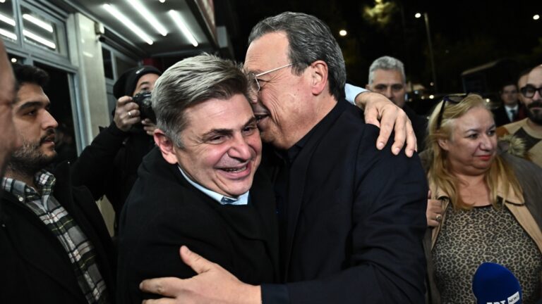 Εκτός ΣΥΡΙΖΑ και τυπικά ο Νικόλας Φαραντούρης – Διαγραφή και από το κόμμα, μετά την αποπομπή από την ευρωομάδα