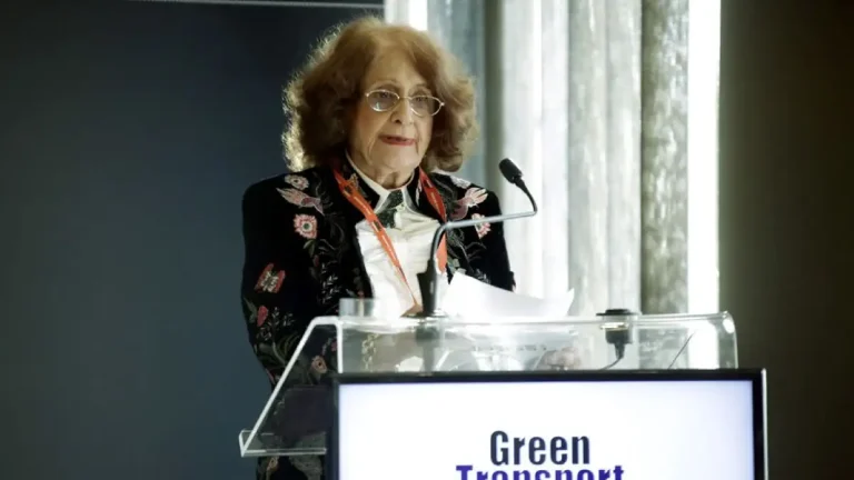 Κόμμα Καρυστιανού: Σε ρόλο οικονομικού συνεργάτη, η πρώην πρύτανης και υπέρμαχος της δραχμής, Μαρία Νεγρεπόντη Δελιβάνη