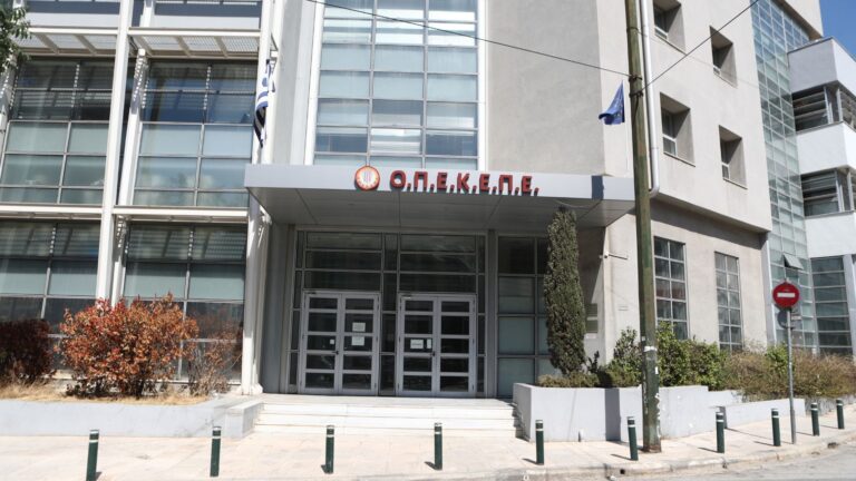 ΟΠΕΚΕΠΕ: Δέσμευση περιουσίας για τον αγροτοσυνδικαλιστή Μύρωνα Χειλετζάκη και τον λογιστή – Τα 764.000 ευρώ σε στοιχηματική και οι επενδύσεις airbnb