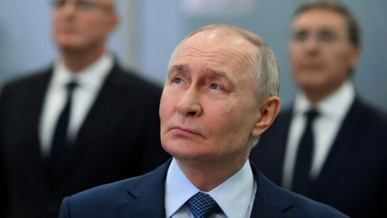 Μήνυμα Πούτιν για τη Γροιλανδία: Η Ρωσία ήταν και θα είναι ηγέτιδα δύναμη στην Αρκτική