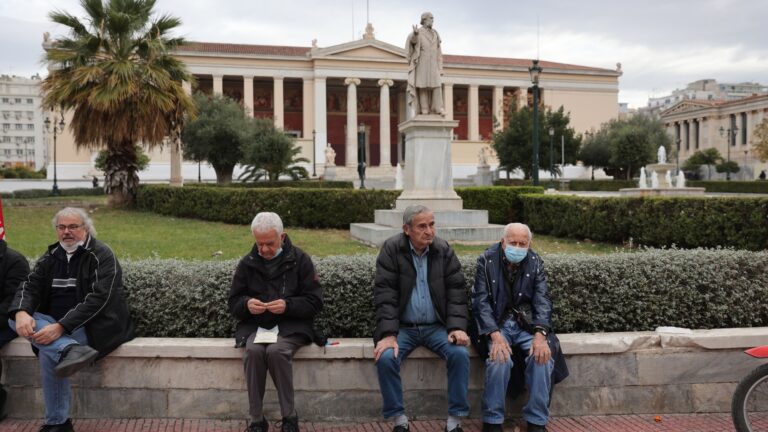 Συντάξεις 2026: Τα 5 Μέτρα Ενίσχυσης και το Αγκάθι των Ιστορικών Απωλειών