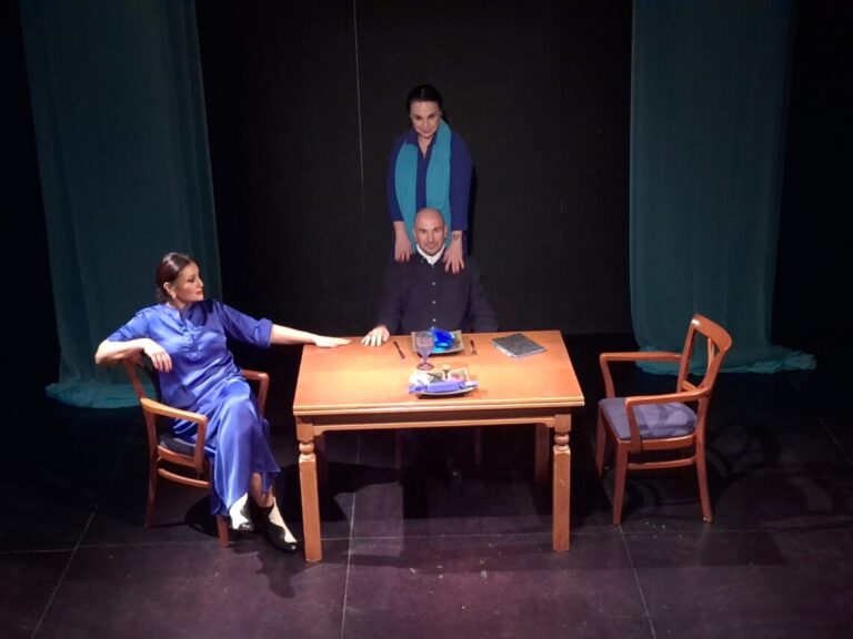 «Ανάμεσα στο Φως και τη Σκιά» στο Καστέλι Κισσάμου