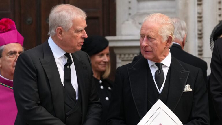 Σκάνδαλο Έπσταϊν: Η πρώτη αντίδραση του Καρόλου μετά τη σύλληψη του Άντριου