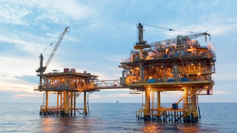 Αύριο η υπογραφή των συμβάσεων με Chevron-Helleniq Energy και για Κρήτη – Τα κρίσιμα ορόσημα και η νέα άνθηση των υδρογονανθράκων