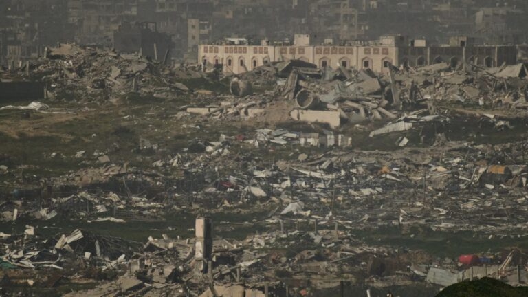 Guardian: H κυβέρνηση Τραμπ σχεδιάζει να χτίσει στρατιωτική βάση στη Γάζα