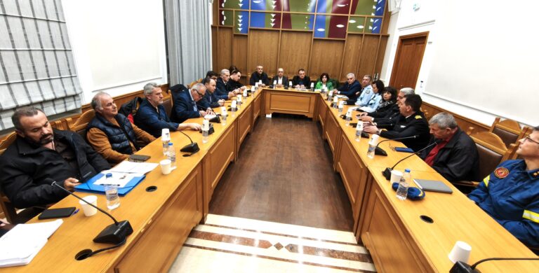 Ευρεία σύσκεψη στην Περιφέρεια Κρήτης για την υγιεινή και ασφάλεια στους χώρους εργασίας