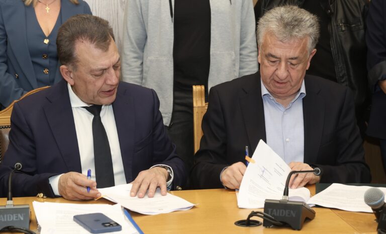 Υπεγράφη η προγραμματική σύμβαση για την αναβάθμιση του ΕΑΚΗ – 1,2 εκατ. ευρώ για νέα πισίνα και εκσυγχρονισμό υποδομών