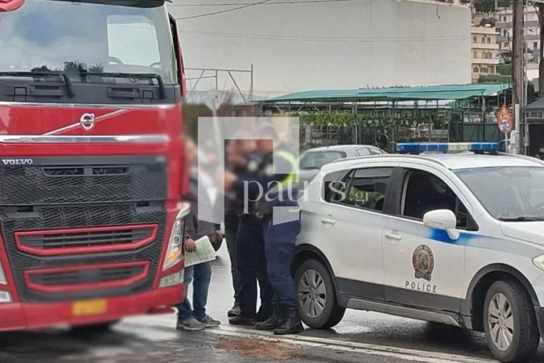 Ακρωτηριάστηκε το πόδι 52χρονης που παρασύρθηκε από φορτηγό – Νοσηλεύεται στη ΜΕΘ του Βενιζελείου