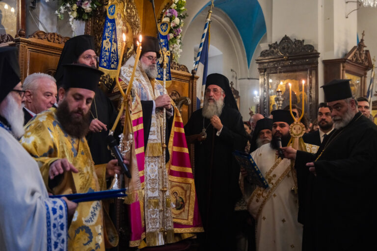 Μητροπολίτης Αμφιλόχιος: «Η Εκκλησία οφείλει να ζητήσει συγγνώμη για τα σκάνδαλα» – Η νέα σελίδα στα Χανιά με την ενθρόνιση του Τίτου
