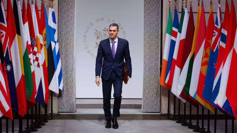 Ισπανία: Ο Σάντσες δεν… «ακολουθεί» τον Τραμπ στο Ιράν και διασώζει τη χαμένη τιμή της Ευρώπης