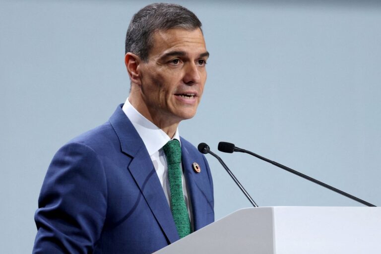 El Pais: Η Ισπανία κλείνει τον εναέριο χώρο της σε πτήσεις αεροσκαφών που συμμετέχουν στον πόλεμο του Ιράν