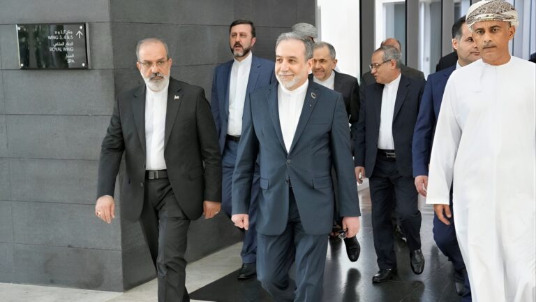 Αραγτσί: «Αντιμετωπίζουμε έναν παράνομο πόλεμο που επιβλήθηκε από δύο εκφοβιστικά καθεστώτα με πυρηνικά όπλα»
