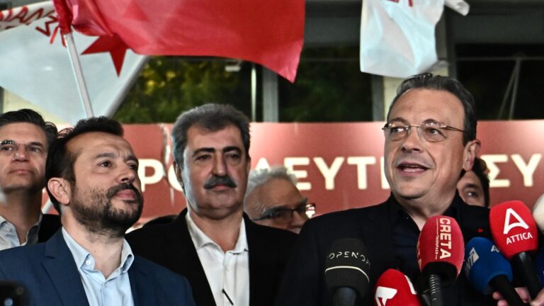ΣΥΡΙΖΑ: Πολάκης και Παππάς πιέζουν Φάμελλο να μην διαλυθεί το κόμμα για χάρη του Τσίπρα – Συνεδριάζει η Πολιτική Γραμματεία