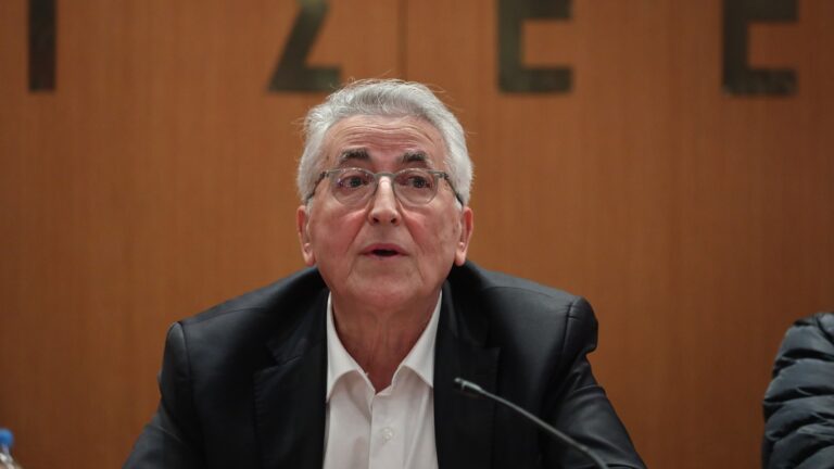 Στο αρχείο η δικογραφία για τα πόθεν έσχες του Γιάννη Παναγόπουλου – Με μηνύσεις απειλεί ο πρόεδρος της ΓΣΕΕ