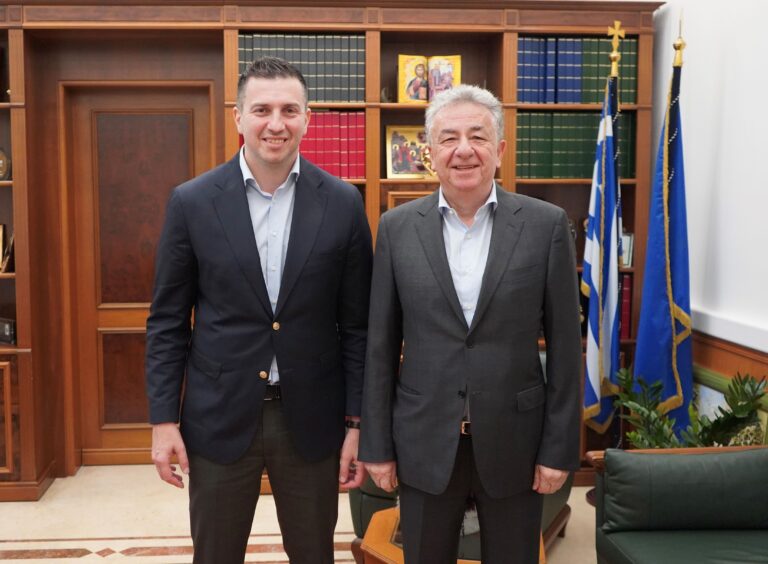 Συνάντηση Αρναουτάκη με τον Γενικό Γραμματέα Επικοινωνίας Δ. Κιρμικίρογλου στο Ηράκλειο