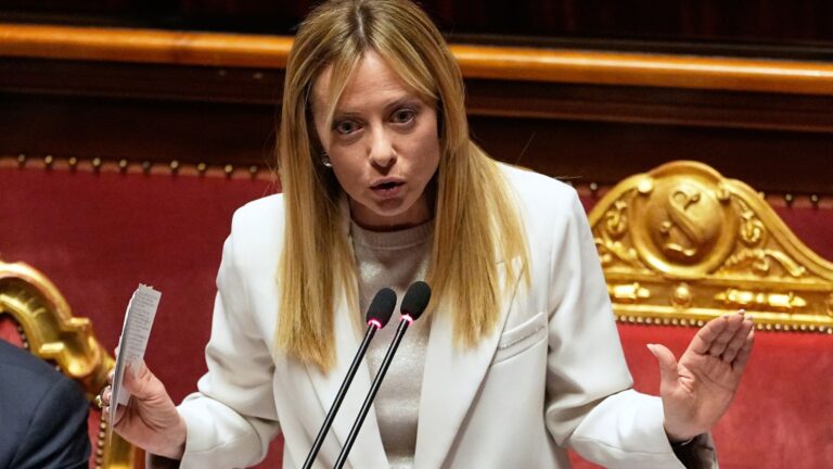 Μελόνι: Απέναντι στον Τραμπ για τον πόλεμο στο Ιράν – «Εκτός πλαισίου του διεθνούς δικαίου η σύγκρουση»