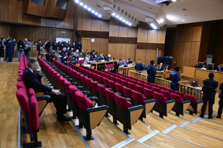 Δίκη Χρυσής Αυγής: Εγκληματική οργάνωση και σε δεύτερο βαθμό – Ένοχοι όλοι οι κατηγορούμενοι