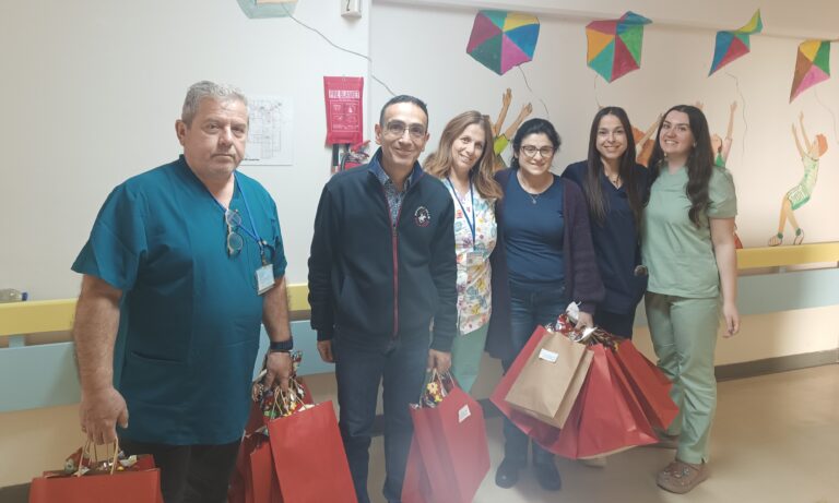 ΠΑΓΝΗ: Πασχαλινή δράση για τα παιδιά και αιχμές για τις συνθήκες στο ΕΣΥ