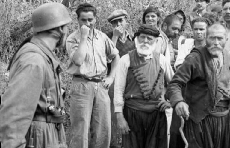 Με φωτογραφίες από τη Σφαγή στο Κοντομαρί η Μαρία Καρυστιανού θύμησε την εισβολή της Βέρμαχτ στην Ελλάδα