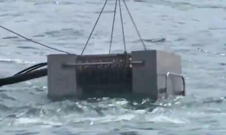 AlJazeera: Σενάρια πολέμου στον Σαρωνικό – Η πρώτη άσκηση του Λιμενικού για επιθέσεις drones σε δεξαμενόπλοια