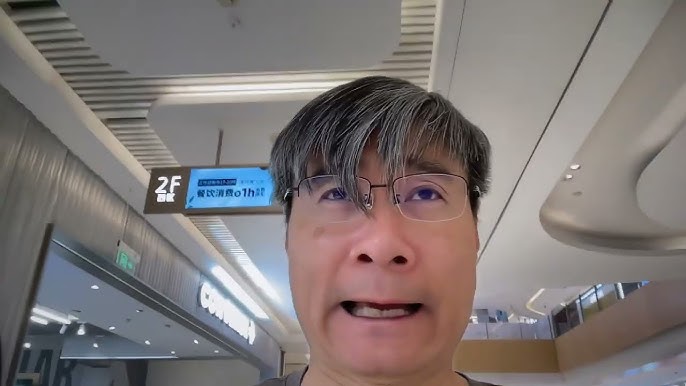 «Professor Jang»: Πώς ένας δημοφιλής YouTuber κανονικοποιεί τη ναζιστική προπαγάνδα μέσα από θεωρίες συνωμοσίας — και γιατί η ακροδεξιά τον λατρεύει
