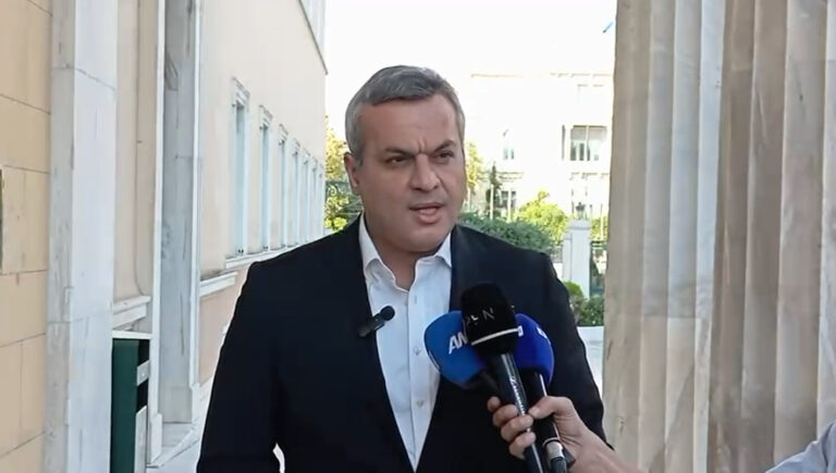 Χάρης Μαμουλάκης: «Η μεγάλη νίκη του ΟΦΗ αποτελεί τη λαμπρότερη σελίδα στην ιστορία του»
