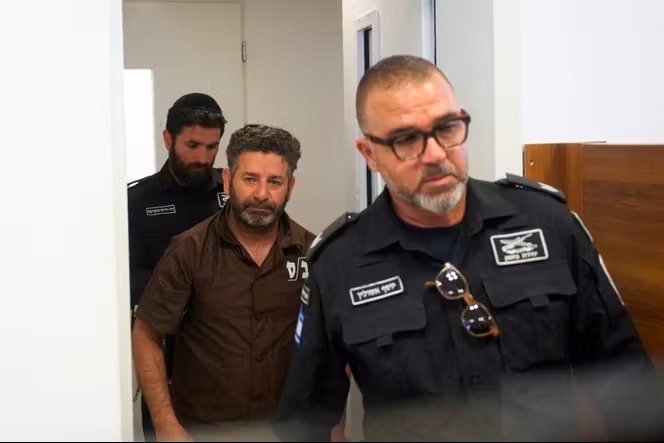 Γκρέτα Τούνμπεργκ: “Ο Σαΐφ έχει μια όμορφη σύζυγο, και πανέμορφα παιδιά. Δεν ήταν προγραμματισμένο να πλεύσει μέχρι τη Γάζα. ΑΠΕΛΕΥΘΕΡΩΣΤΕ ΤΟΥΣ ΤΩΡΑ!”