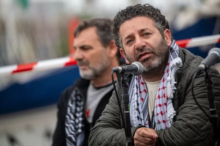 Ισπανός ΥΠΕΞ: Ο Κεσέκ «δε θα έπρεπε να βρίσκεται στο Ισραήλ αλλά στην Κρήτη με τους υπόλοιπους ακτιβιστές»
