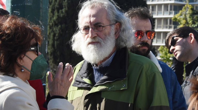Μιχάλης Αεράκης: Έχω μια απευθείας σύνδεση με το Θεό – Σε δυσκολίες θα κοιτάξω εκεί ψηλά