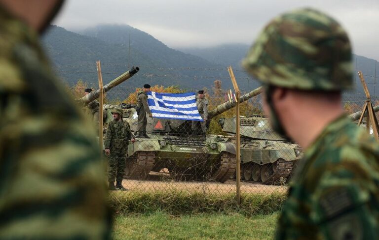 Πρόστιμα έως 6.000 ευρώ μέσω εφορίας και νέο κυνηγητό για ανυπότακτους και λιποτάκτες