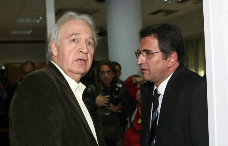 Γιωτόπουλος μετά την αποφυλάκιση: «Αναμένω ακόμη την απάντηση στο καίριο ερώτημα… Σε ποιο χώρο έγινε η ηθική αυτουργία μου;»
