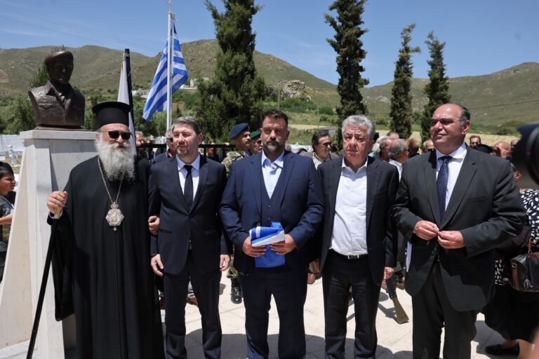 Αποκαλυπτήρια προτομής του Ήρωα της Κύπρου Μανώλη Μπικάκη στον Αμύγδαλο Αστερουσίων