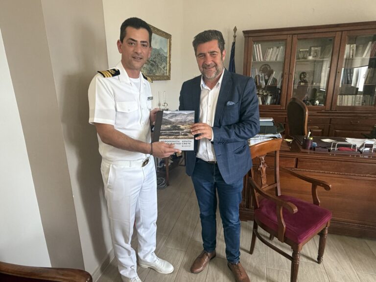 Συνάντηση Γ. Ανδρουλάκη με τον νέο Περιφερειακό Διοικητή Λιμενικού Σώματος Κρήτης