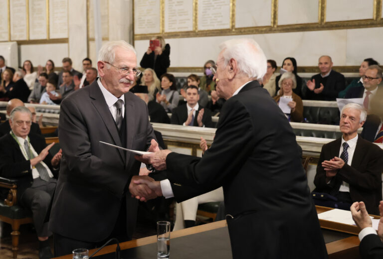 Αποκαλυπτήρια προτομής Νικολάου Παπαδάκη στον Βάμο από τον Πρόεδρο της Δημοκρατίας